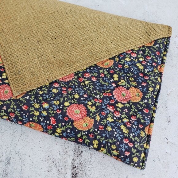 Vintage Bohemian Cottagecore Jute Floral Quilted Envelope Clutch Purse - Picture 3 of 11
